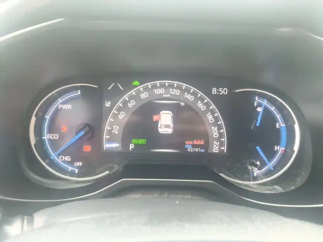 Toyota RAV4 — Фото автомобиля 11