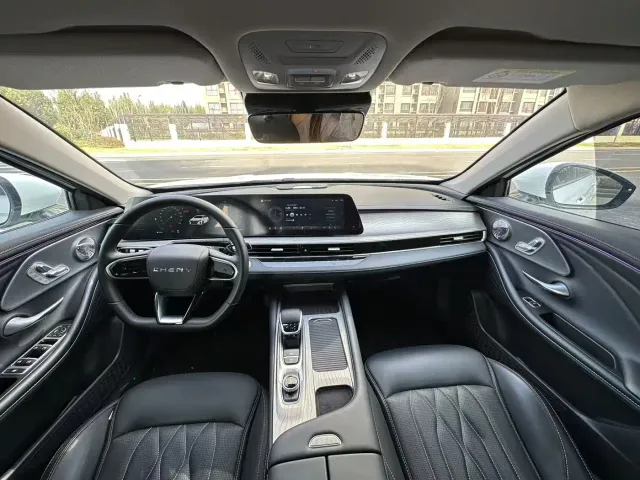 Chery Arrizo 8 — Фото автомобиля 5