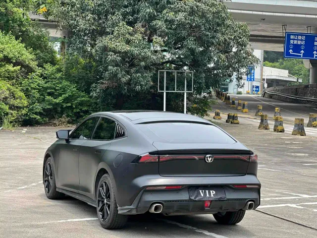 Changan UNI-V — Фото автомобиля 15
