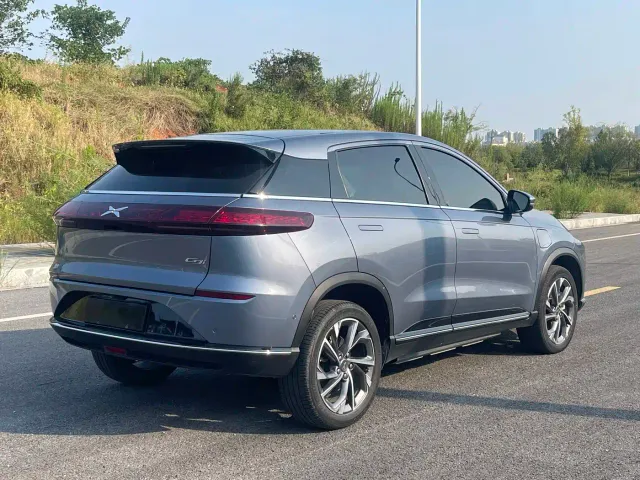 Xpeng G3 — Фото автомобиля 14
