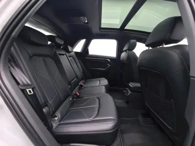 Audi Q3 — Фото автомобиля 11