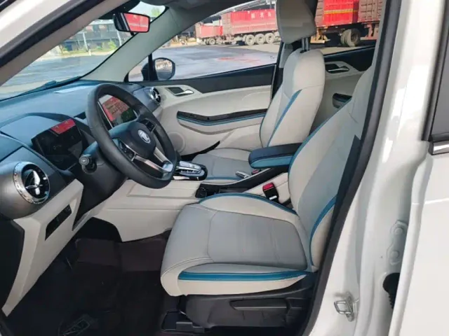 BYD Yuan Pro — Фото автомобиля 14