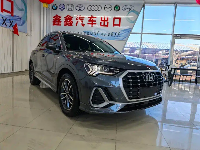Audi Q3 — Фото автомобиля 3