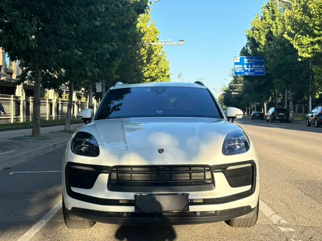 Porsche Macan — Фото автомобиля 2