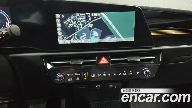 Kia Niro The All New Niro Prestige — Фото автомобиля 12