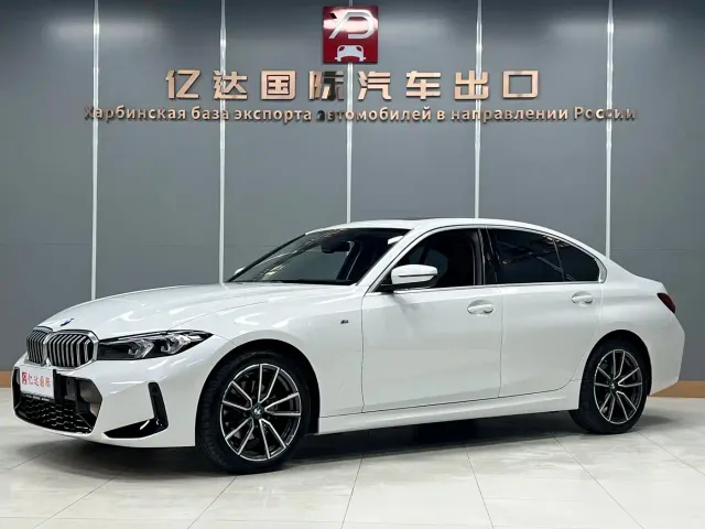 Фотография автомобиля — BMW 3 Series