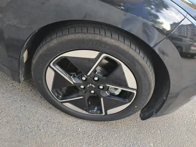 Wuling Starlight — Фото автомобиля 6