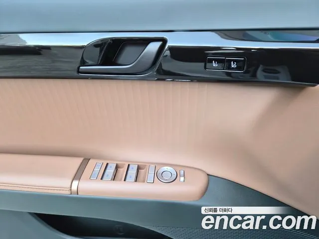 Hyundai Grandeur GN7 — Фото автомобиля 13