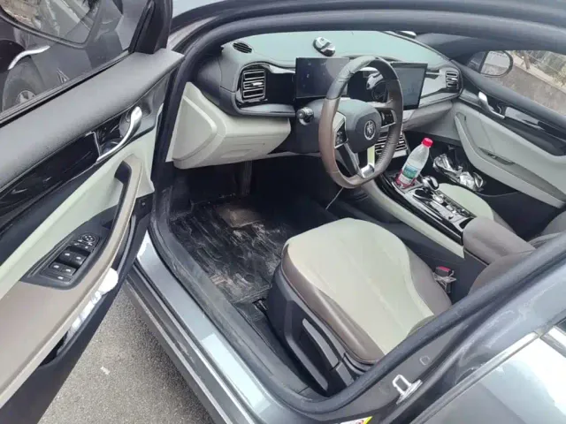 BYD Qin PLUS — Фото автомобиля 15