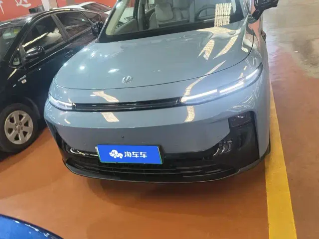 Leapmotor B10 — Фото автомобиля 2