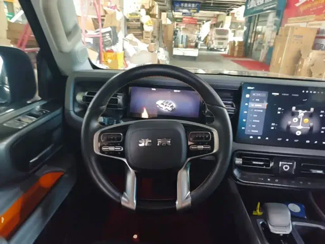 BAIC BJ40 — Фото автомобиля 10