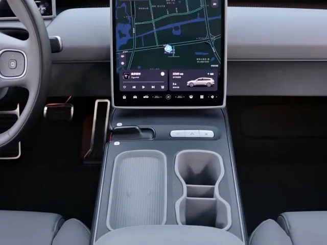 Nio ET5 Touring — Фото автомобиля 15