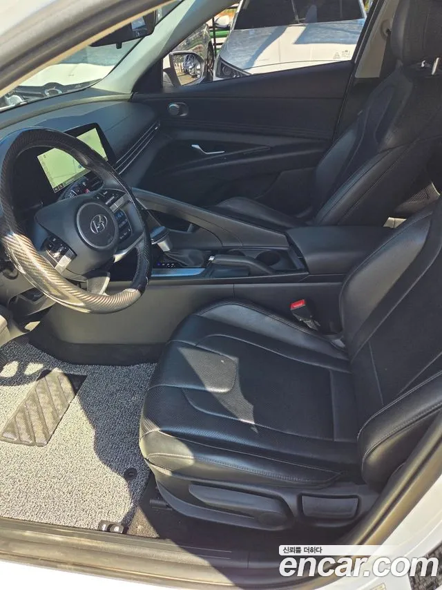 Hyundai Avante CN7 — Фото автомобиля 14