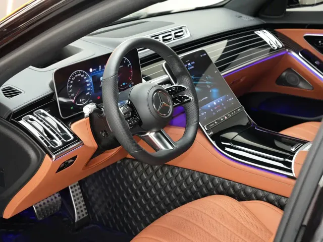 Mercedes-Benz S-Class — Фото автомобиля 20
