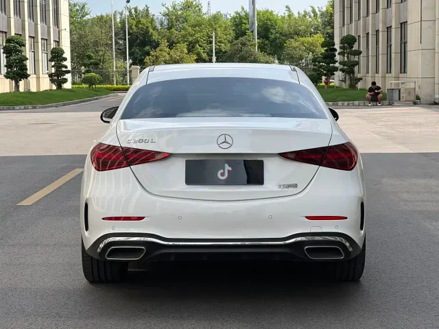 Mercedes-Benz C-Class — Фото автомобиля 20