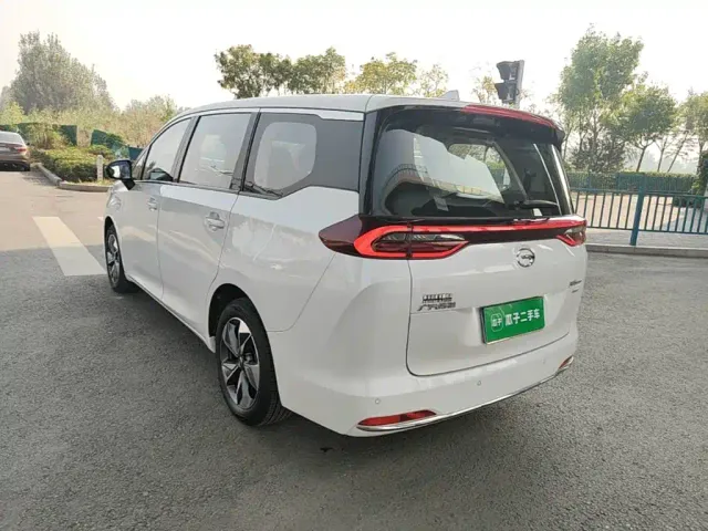 GAC Trumpchi M6 — Фото автомобиля 4