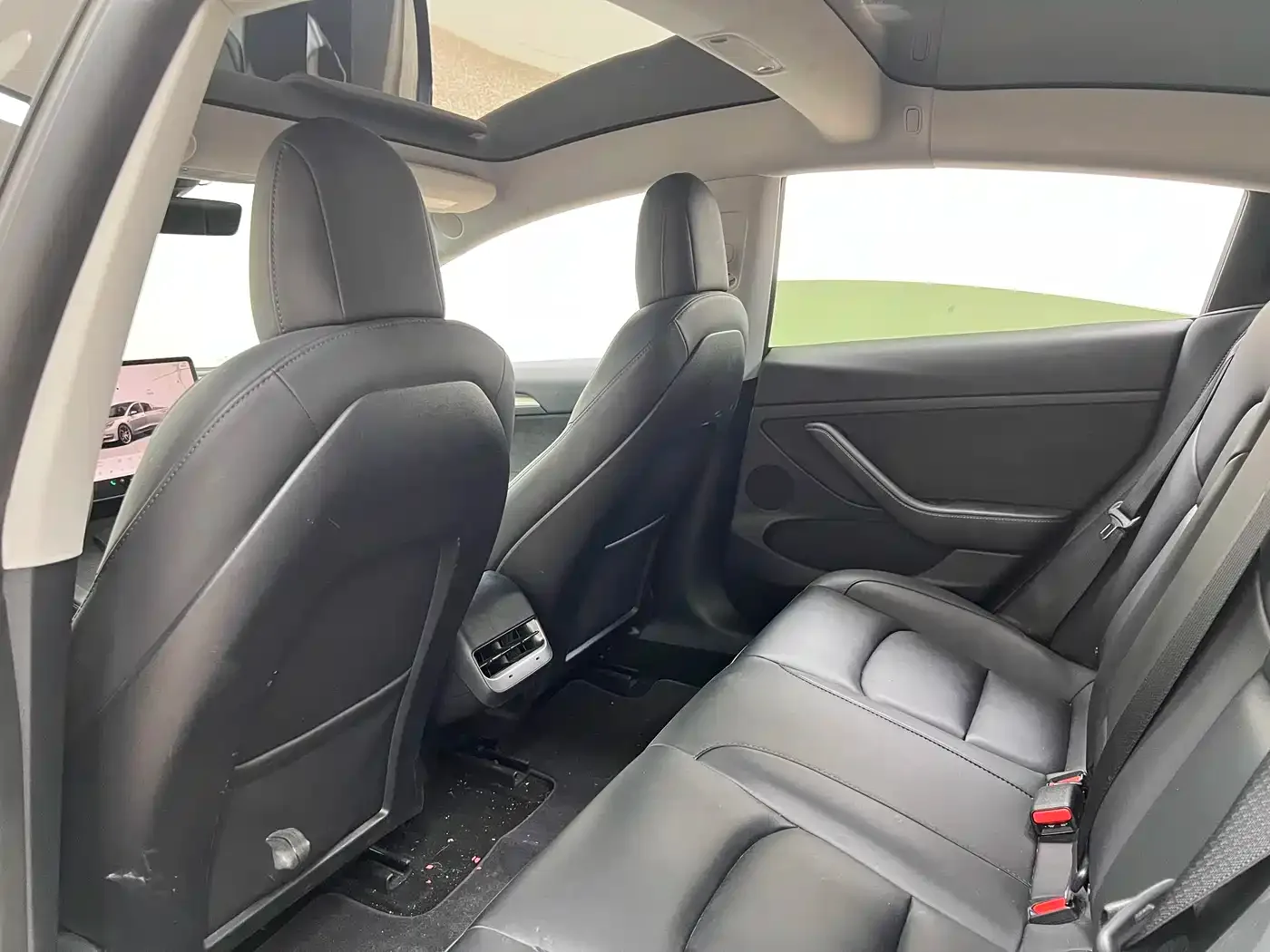 Tesla Model 3 2022 Performance High-Performance AWD — Фото автомобиля 19