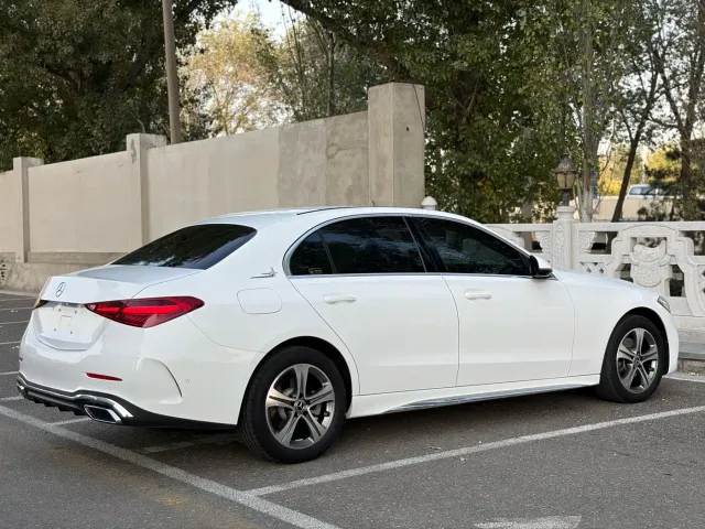 Mercedes-Benz C-Class — Фото автомобиля 16