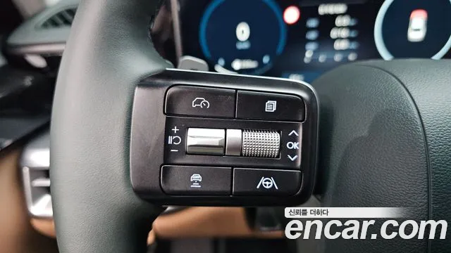 Hyundai Grandeur Grandeur (GN7) 2.5 Бензин 2WD — Фото автомобиля 19