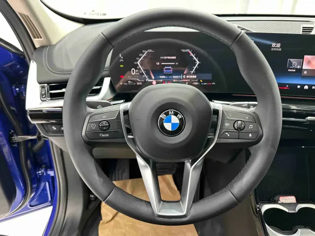 BMW X1 — Фото автомобиля 8