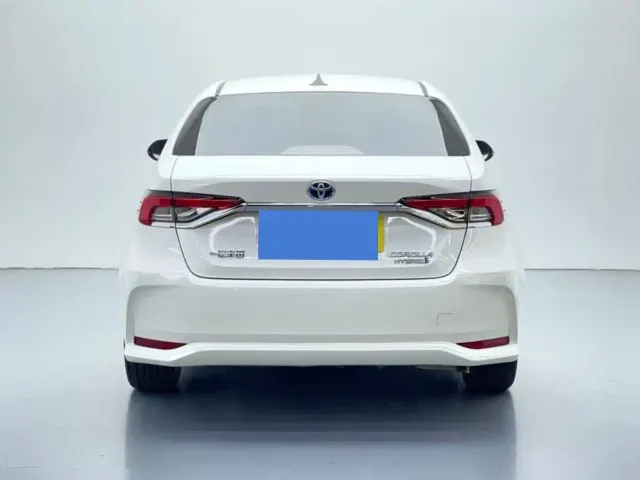 Toyota Corolla — Фото автомобиля 5