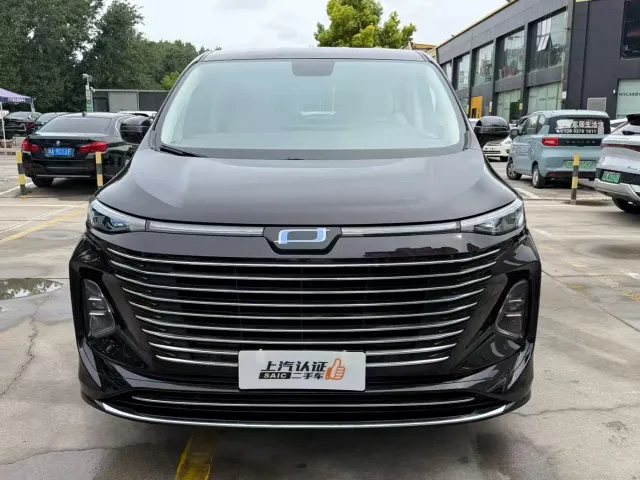 Bestune Besturn M9 — Фото автомобиля 2