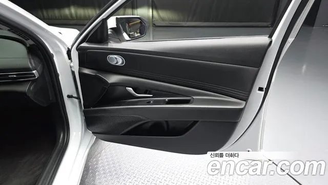 Hyundai Avante — Фото автомобиля 13