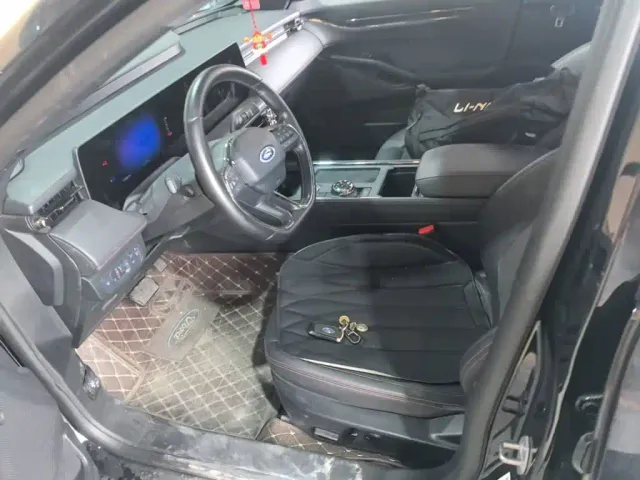 Ford Mondeo — Фото автомобиля 14