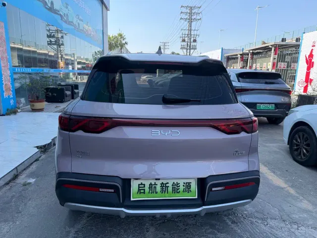BYD Yuan UP — Фото автомобиля 10