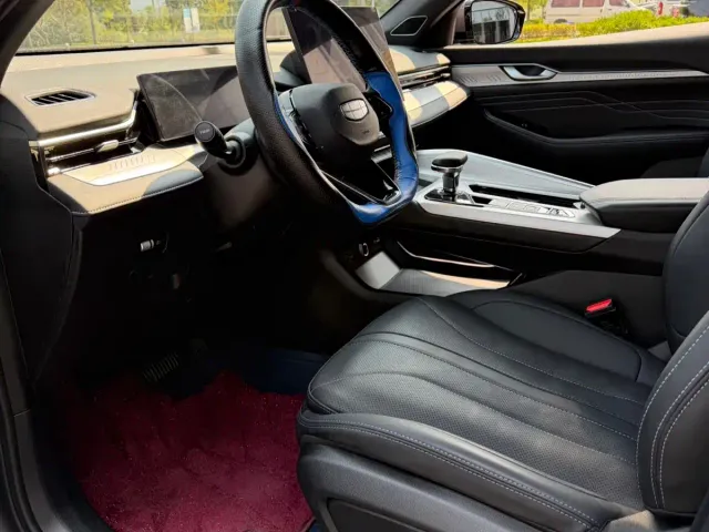 Geely Xingrui — Фото автомобиля 9