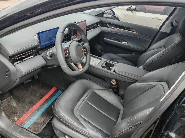 Wuling Starlight — Фото автомобиля 6