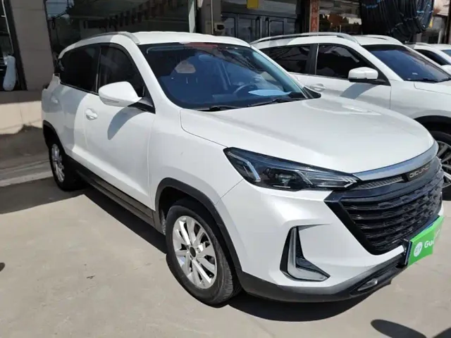 BAIC X3 — Фото автомобиля 3