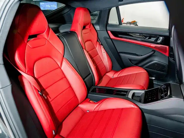 Porsche Panamera — Фото автомобиля 23