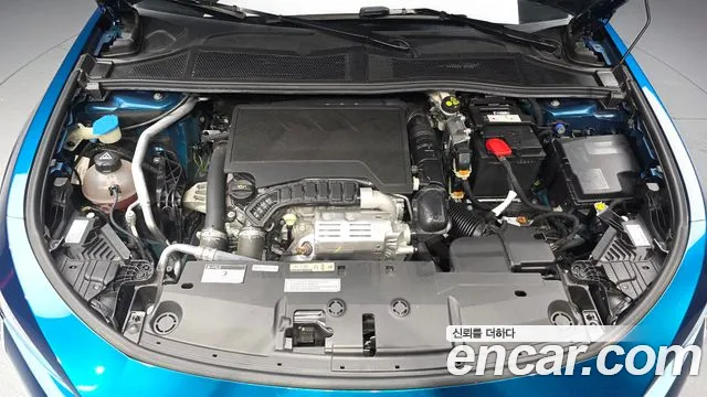 Peugeot 408 1.2 Pure Tech Allure — Фото автомобиля 6