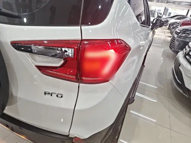 BYD Yuan Pro — Фото автомобиля 7