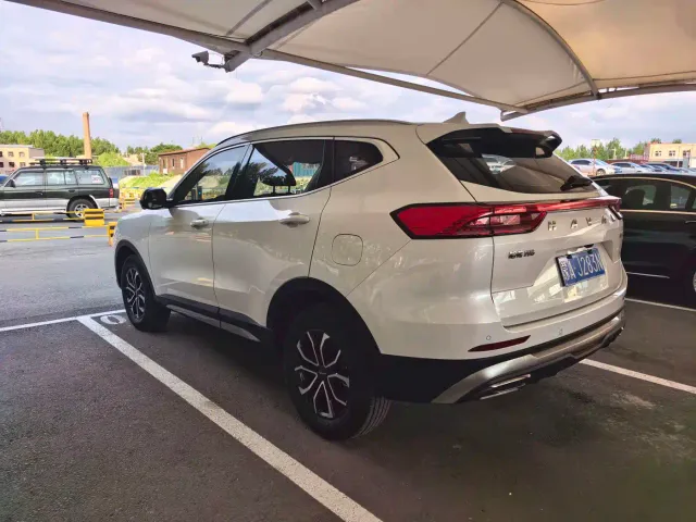 Haval H6 — Фото автомобиля 18