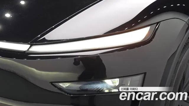Tesla Model Y — Фото автомобиля 7