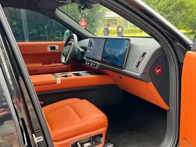Li Auto Li Auto L7 2023 Pro — Фото автомобиля 16