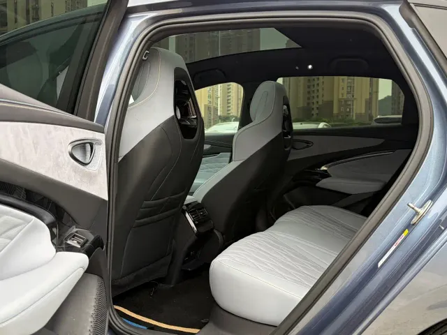 BYD Seal — Фото автомобиля 16