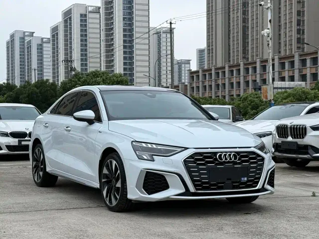 Audi A3 — Фото автомобиля 3