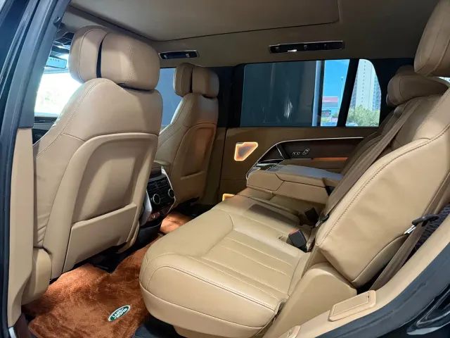 Land Rover Range Rover — Фото автомобиля 8