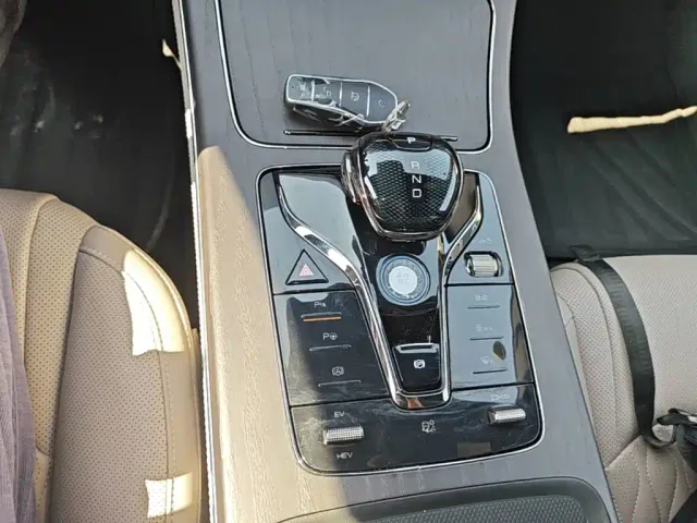 BYD Han — Фото автомобиля 13