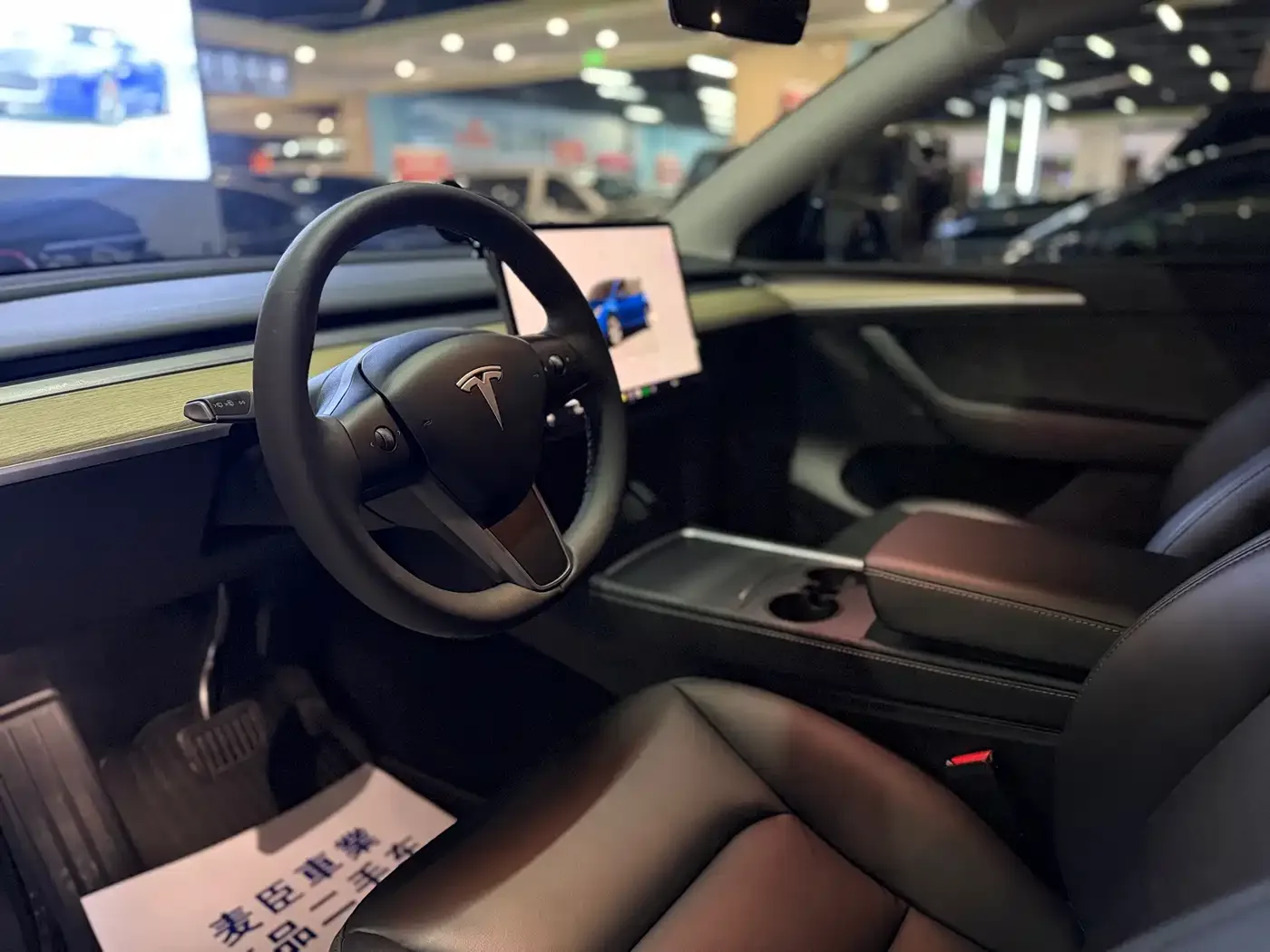 Tesla Model Y 2022 Facelift Long Range All-Wheel Drive Version — Фото автомобиля 4