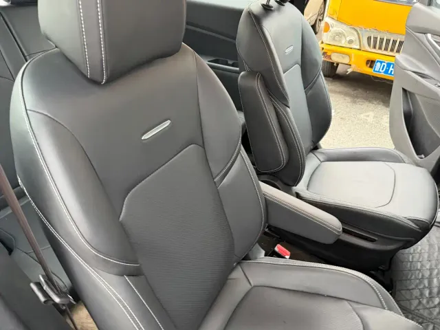 Maxus G50 — Фото автомобиля 13