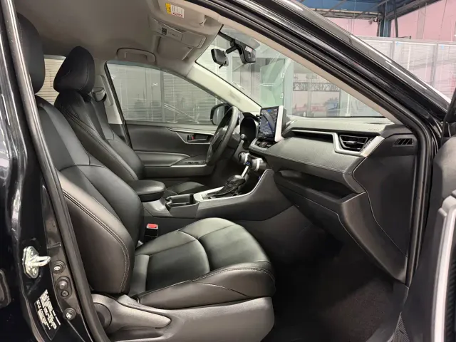 Toyota Wildlander — Фото автомобиля 11