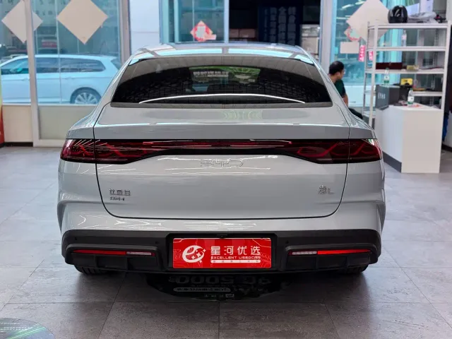 BYD Qin L — Фото автомобиля 6