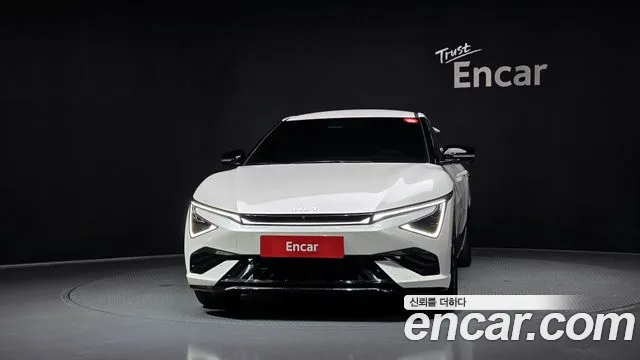 Фотография автомобиля — Kia EV6