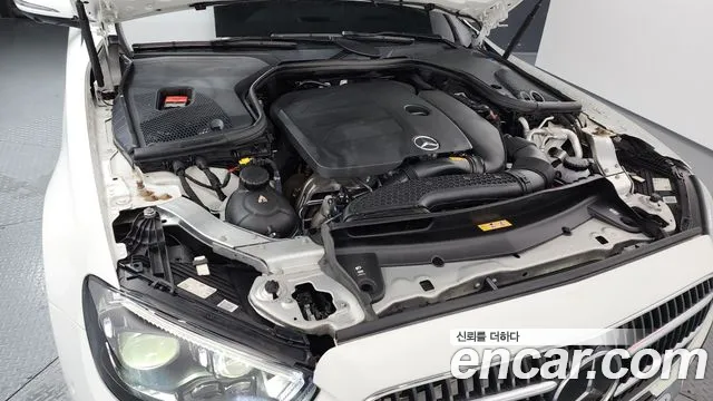 Mercedes-Benz E-Class E-класс W213 E350 4MATIC Avantgarde — Фото автомобиля 6