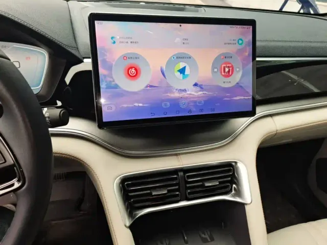 BYD Song PLUS — Фото автомобиля 12