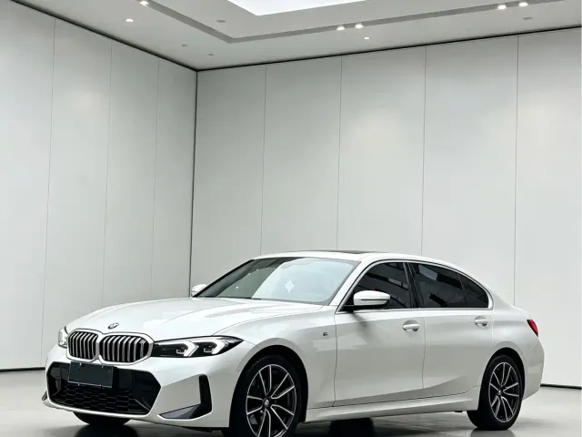 BMW 3 Series — Фото автомобиля 3